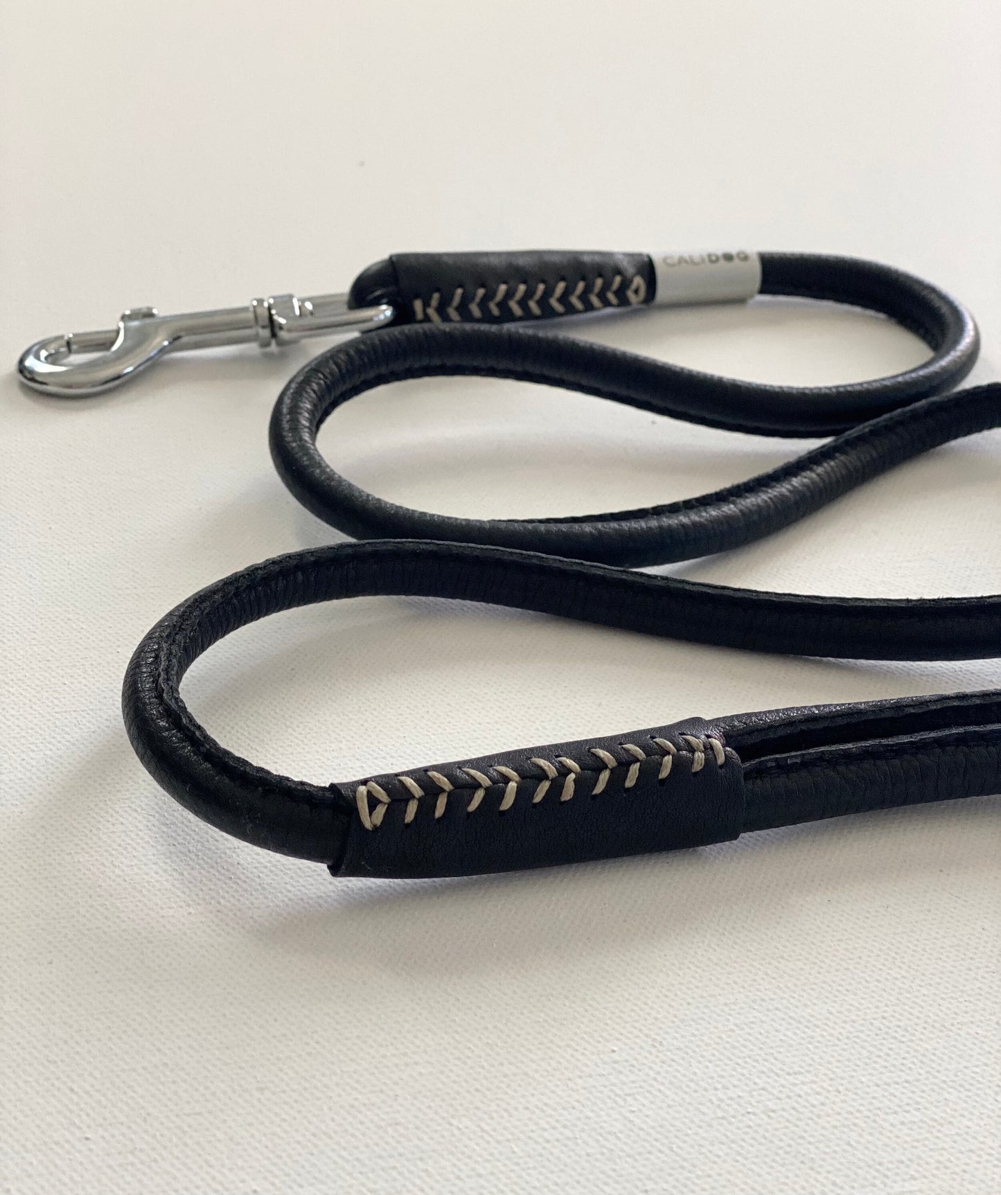 Rolled Leather Black Dog Leash